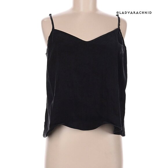 DISTURBIA Maeve split hem camisole top - Picture 5 of 10